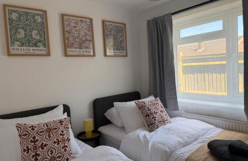 Gatwick 2 Bed Apartments Free Parking - Foto 41