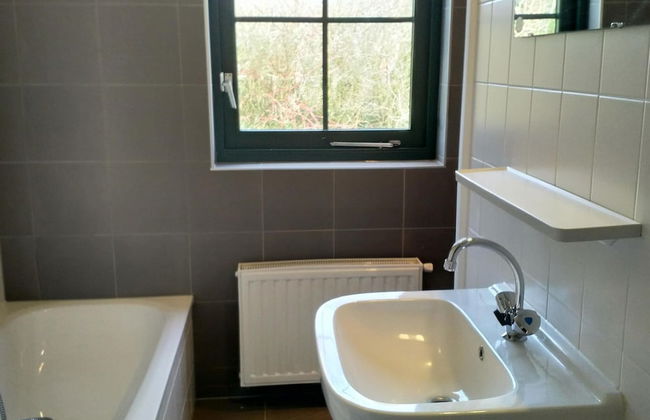 Group Stay in Eigen Wijze Near Playing Field - Photo 7