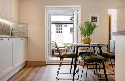 Beautifully refurbished cottage in lower Wivenhoe. - Foto 12