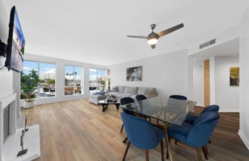 The Turquoise Lounge - Chic 2BR Beach view Pool, Sauna - Foto 6