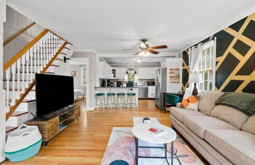 Spacious-5 Beds! 3 Mi to Mohegan - Foto 8