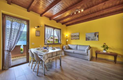 CASA DELLA MUSICA APARTMENT lake view and garden - Foto 3