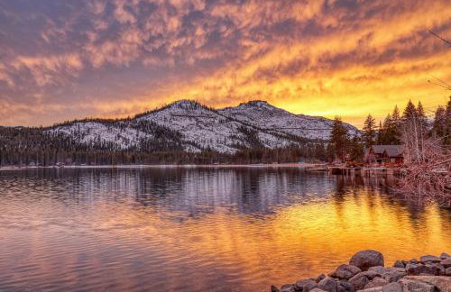 Delightful Studio w/Kitchenette #111 at Donner Lake Village - Foto 3