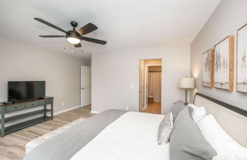 Poolside Paradise Near the Ark - Foto 60