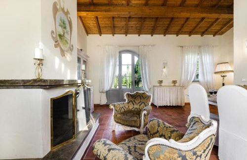 House in the heart of Tuscany with A/C and pool! - Foto 7