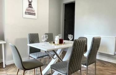 Modern and spacious house with Hot Tub - Foto 31