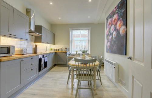 The Nook - A modern 2 bedroom loft with parking - Foto 25