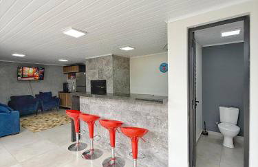 Casa para o show rural bairro neva - próx ao viaduto 277 e 3 min do centro - Foto 3