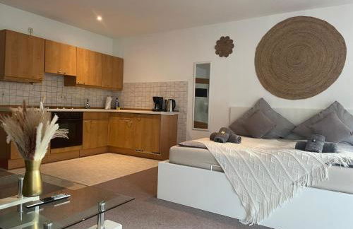 Kingsize Bett BOHO Apartment mit Tiefgarage nähe Salzburg - Foto 4