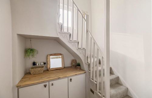 Luxury Plymouth Work & Stay House - Photo 5