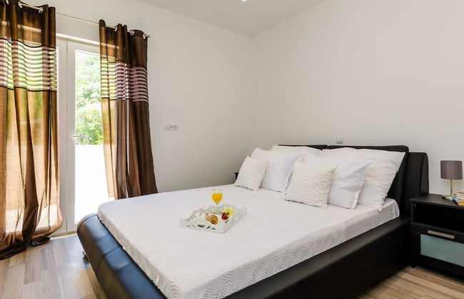 Villa Tranquility Nest Beniva - Three-bedroom Villa With Swimming Pool and Partial Sea View - Foto 4