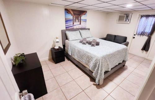 Amazing 5 Bedroom Pool Home - Minimum 28 days Stay Only Great Location! - Foto 4