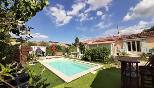 Eclats du Sud, villa les Cigales avec piscine, proche Cassis, meublé de tourisme 3 étoiles - Foto 2