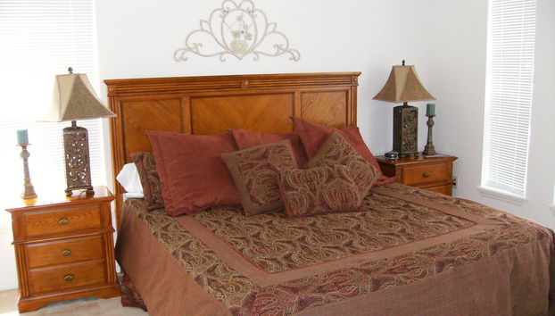 Tuscan Hills Executive Gamesroom and Spa - Photo 2