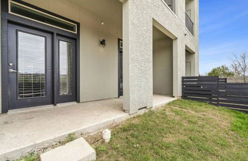 LUX 2B2B with Pool & Parking near the Heart of Austin - Foto 27