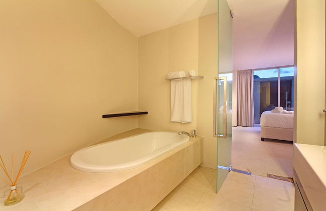 Sea View 3bed Apt w Pool Near Beaches Glen Sunsets - Foto 19