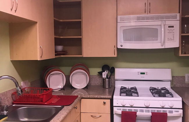 Relax and Comfortable 2 Bedroom Townhome - Foto 6