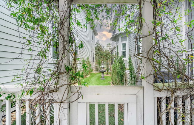 Pearl by Avantstay Idyllic Seaside Getaway w/ 2 Large Decks & Lush Garden - Foto 32