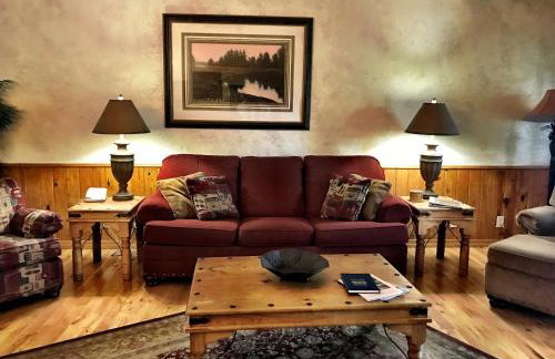 C15, Two bedroom, two bath log-sided, luxury Harbor North cottage with hot tub cottage - Foto 1