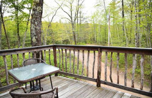 Maine Treehouse-The Spruce Suite - Foto 17