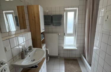 Vollständig möblierte Wohnung in zentraler Lage von Saarbrücken-Scheidt - Foto 4