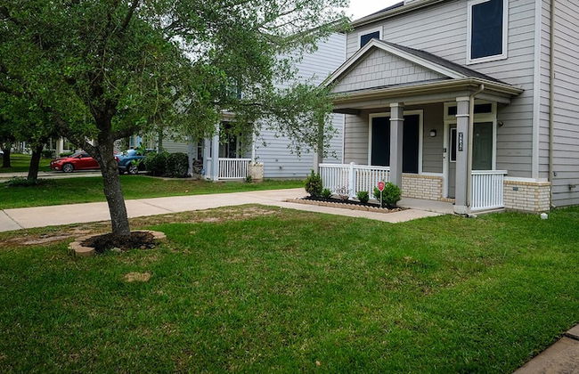 3Bdrm 2.5Bath 5Beds - Warm Home in Katy - Foto 26