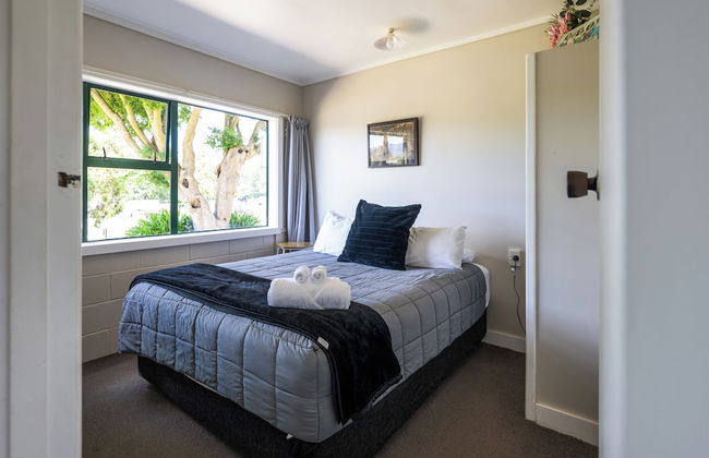 Opal Hot Springs & Holiday Park - Photo 29