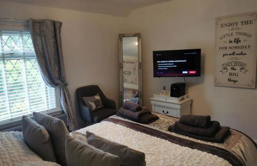 Stunning 2-Bed House in Macclesfield Cheshire - Foto 7