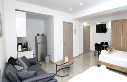 Emily Apartments 3 - Photo 52