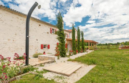 My Nest - Charming home near Kanfanar - Photo 1