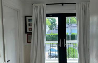 The Most Desired Summer Retreat with Private Pool Just 5 Minutes from the Beach - Foto 44