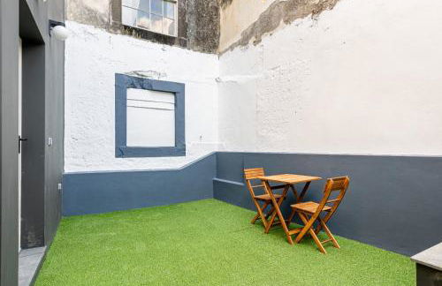 Fort Bay Suite Apartments - Photo 9