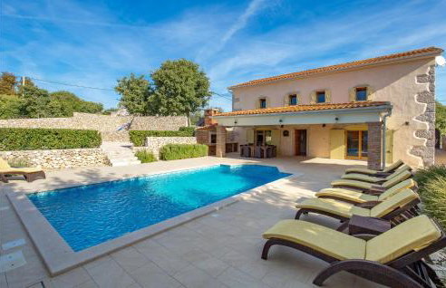 4 Bedroom Lovely Home In Garica - Photo 9