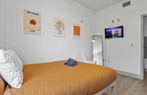 Cozy Urban Getaway - Free Parking, Gym, Stadium - Foto 33