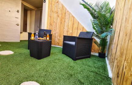 T2 Chambre Miroir jardin et parking privé Marseille - Foto 14