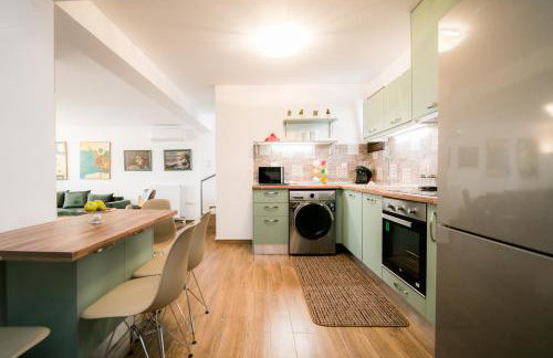 Mermaid Beachfront Villa - Photo 5