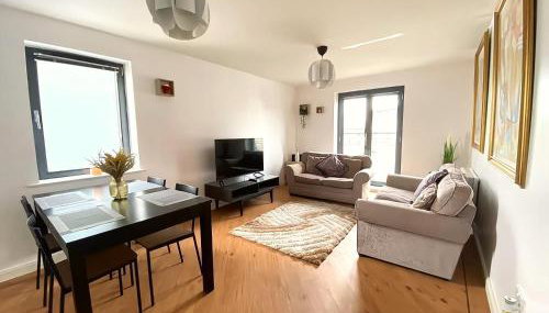 Lovely 2-Bedrooms Apartment Step to The Beach - Foto 1