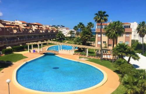 Planta baja con piscina a tres min de la playa - Foto 23