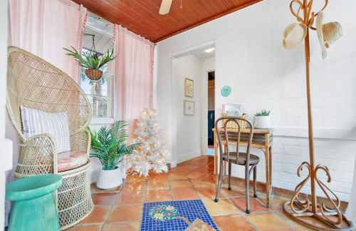 Pink House Prime Location Walk to Downtown Dogs OK - Foto 7