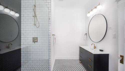 The Capone House-Historic Bayfront Home w/hot tub - Foto 3