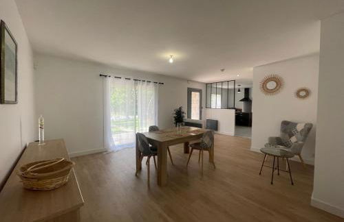 La Dinière - Calme - Jardin - 15mn du Futuroscope - Foto 28