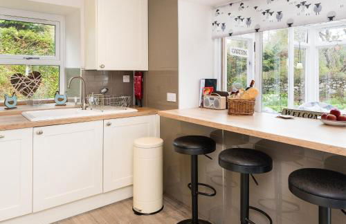 Smithy Cottage - Photo 10