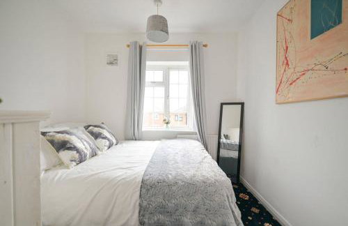 Cosy Inn near Luton Station, Mall and Luton Airport 10 Min - Foto 21