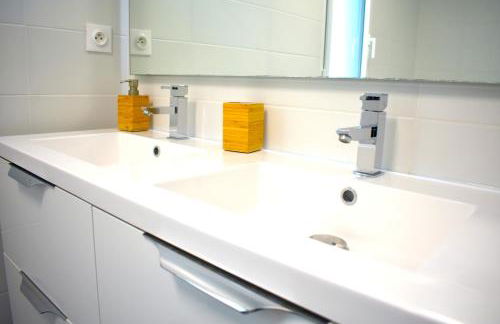 Villa neuve sur pilotis vue mer à 30m de la plage - Foto 23