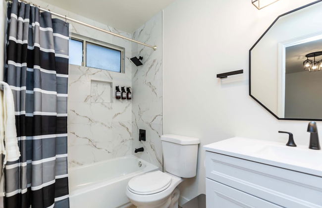 Elegant Pasadena Retreat Prime Comfort Awaits - Foto 38