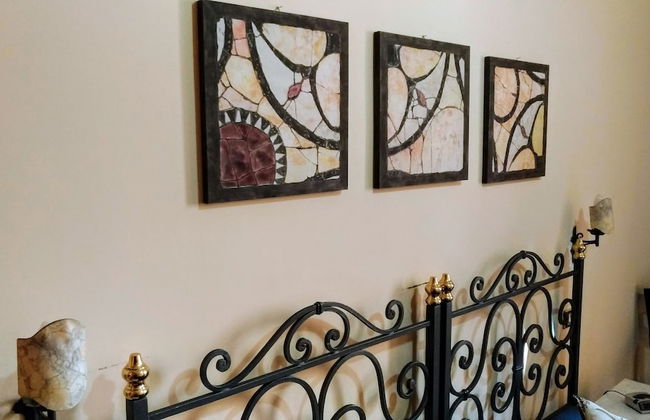 Nicolas Inn - Photo 6