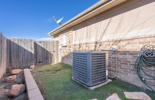 Sunset Retreat, Clean Modern 3BR, Garage, Near 191 - Foto 47