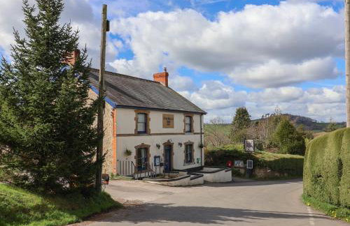 Court House Farmhouse - Photo 50
