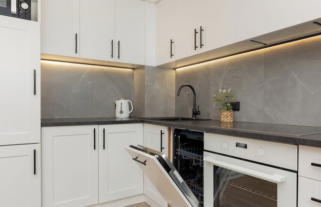 Piaseczno Stylish Apartment by Renters - Photo 30