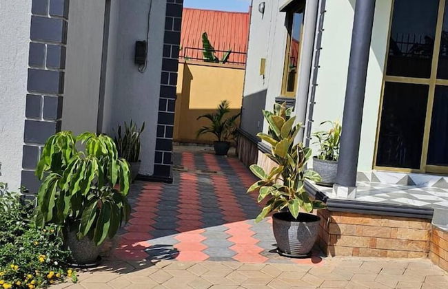 The Residence Ug - Photo 21